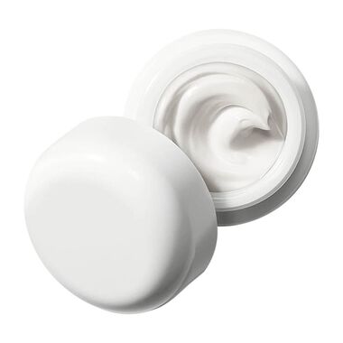 faces the moisturizing cream