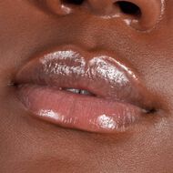 faces معزز الشفاه بلم ات اب