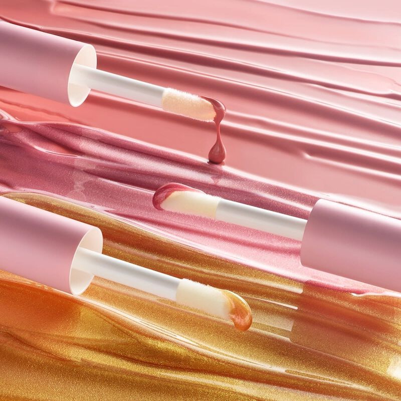 كايلي كوزمتكس مُلمِّع شفاه فائق اللمعان