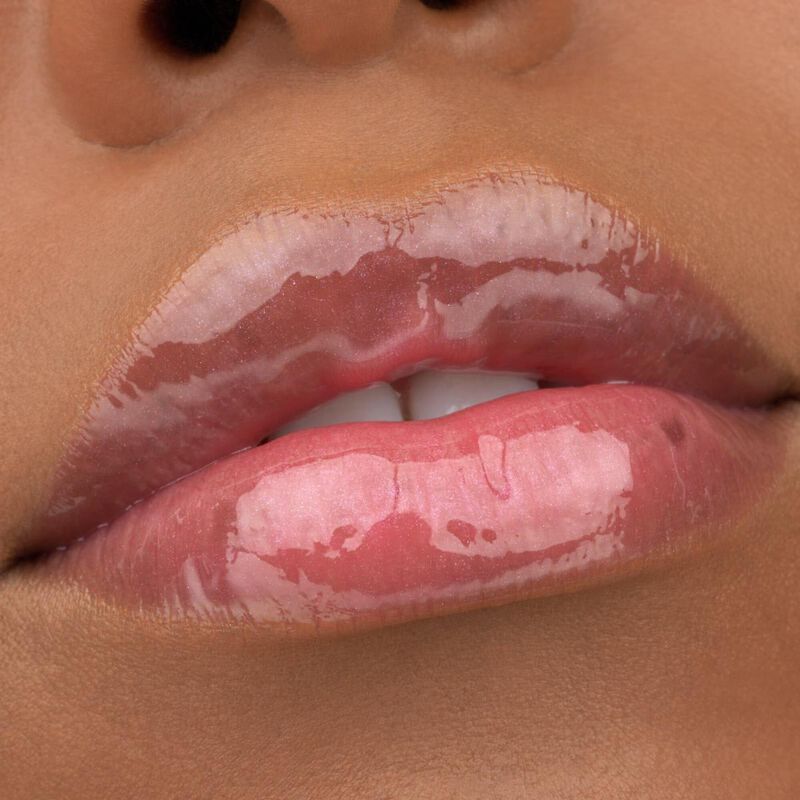 essence juicy bomb shiny