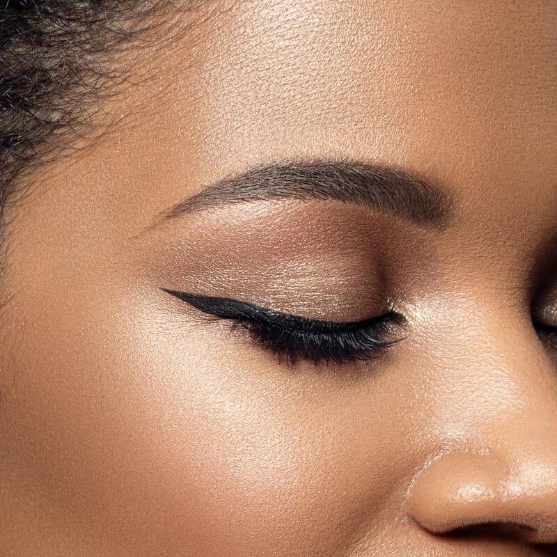 couleur caramel crayon sourcils