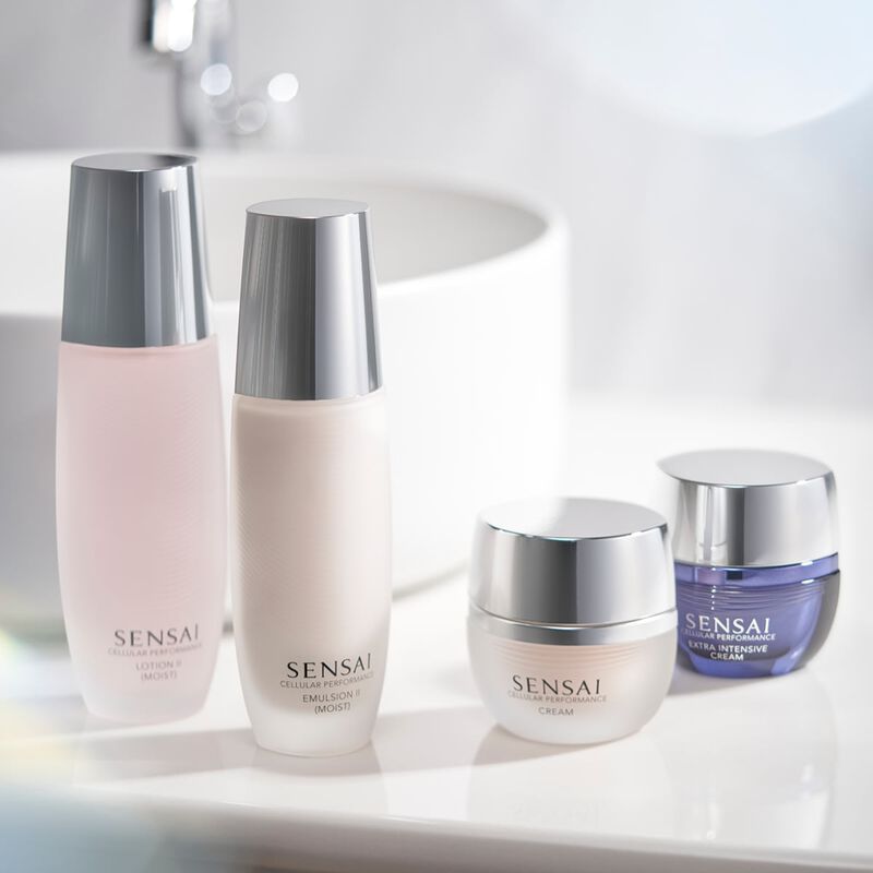 sensai celluar performance lotion ii