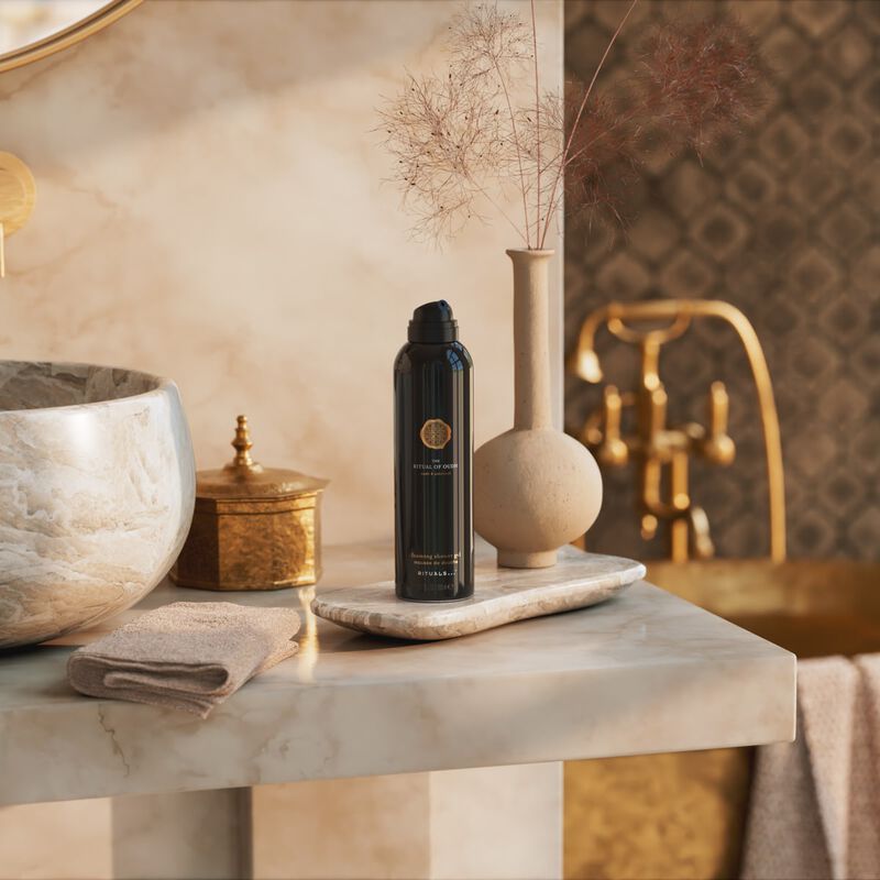 rituals the ritual of oudh foaming shower gel