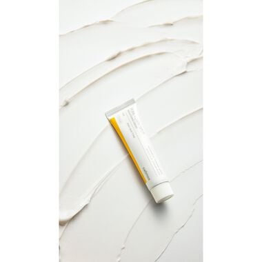 faces pore dark spot brightening