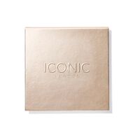 faces لوحة ظلال العيون