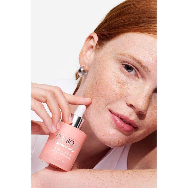 clinique moisture surge&trade; active glow