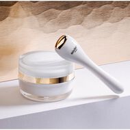 faces sisle a l int gral anti  ge eye and lip contour cream