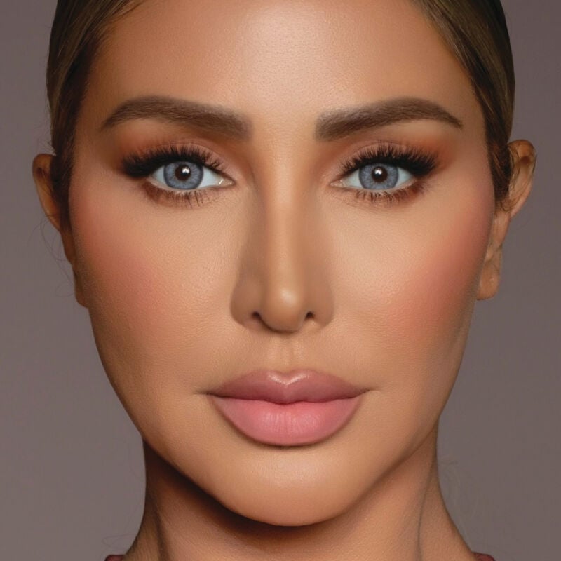 آي كاندي عدسات اللاصقة سي ٨ فاشين ايكون