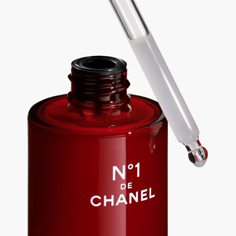chanel n&deg;1 de chanel revitalising serum