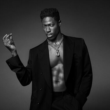 faces مليون جولد المركز