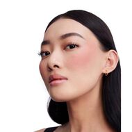 Make Me Blush Bold Blurring faces make me blush bold blurring