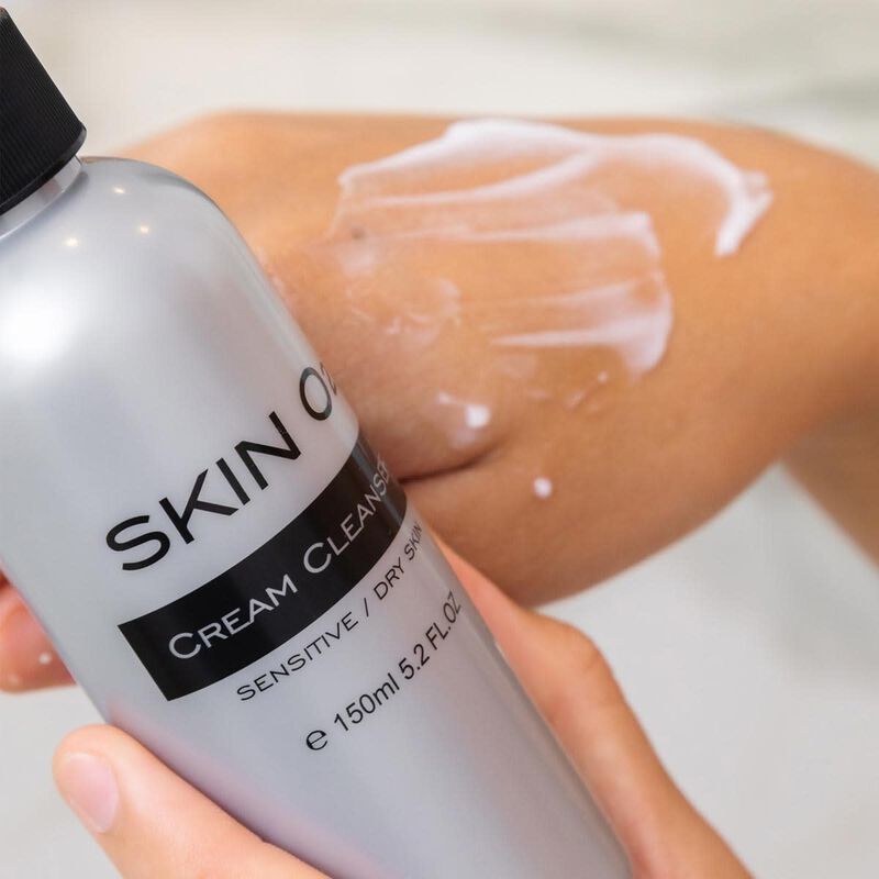 سكين أو تو منظف كريمي