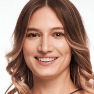 18H HD Matte Powder Foundation faces 18h hd matte powder foundation