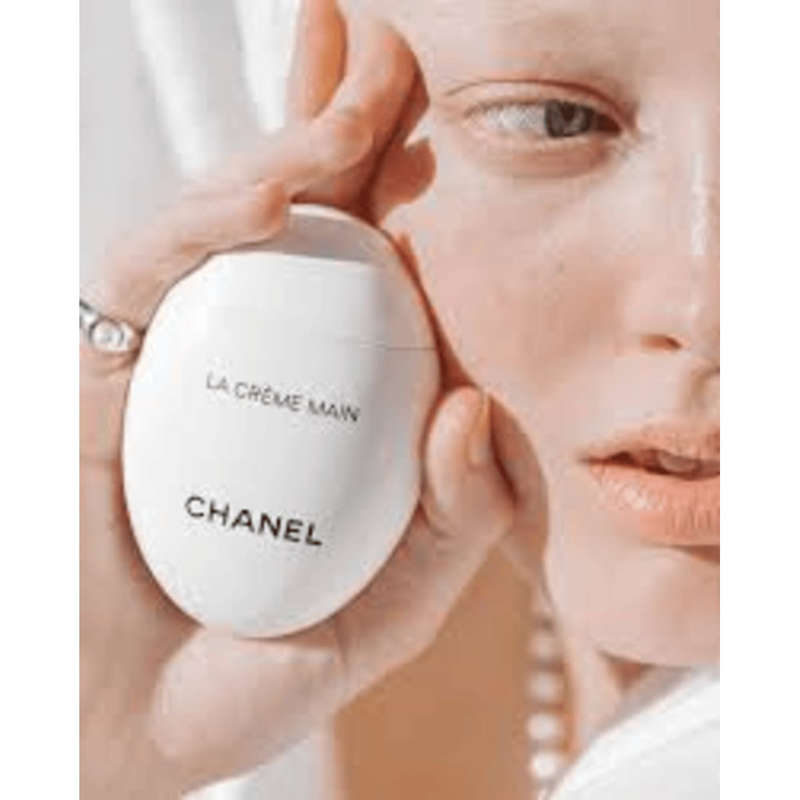 chanel la creme main