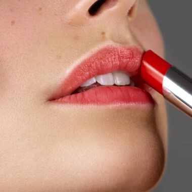 faces baume tabou tinted lip balm