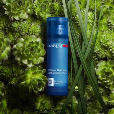 faces clarinsmen super moisture gel