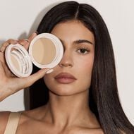 Natural Blur Powder faces natural blur powder