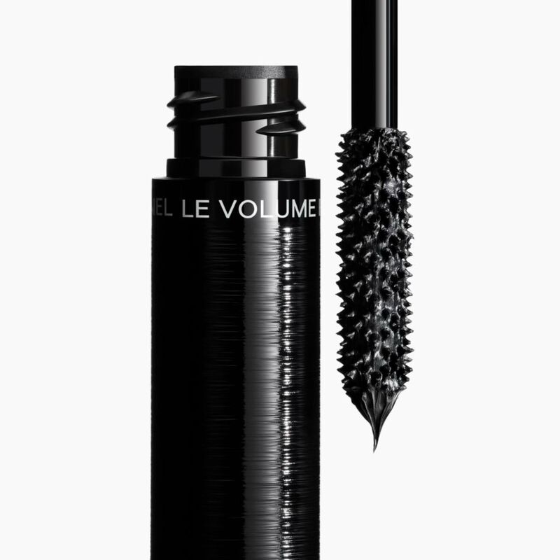 شانيل le volume revolution de chanel