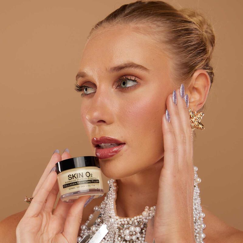 سكين أو تو فيلر الترطيب بالكولاجين