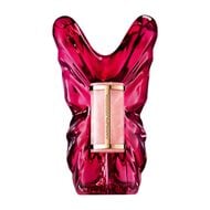 La Bomba faces la bomba