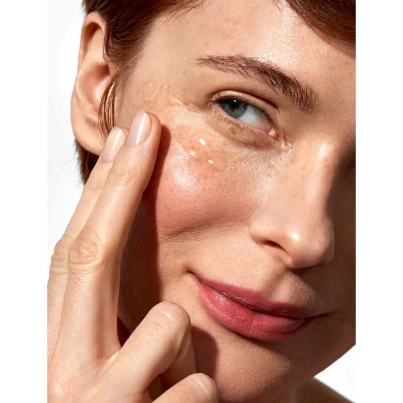 أيو لاب سيروم كامل لمحيط العين وجفن العين