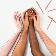 قلم شفاه "سوفت & بريسايس" faces قلم شفاه سوفت بريسايس