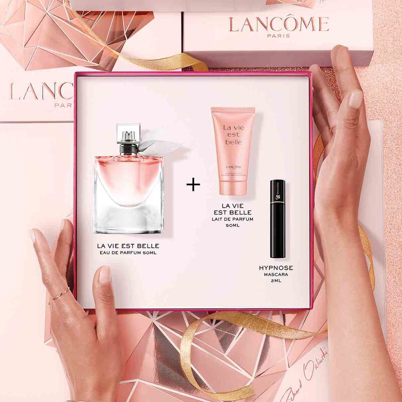 لانكوم طقم عطر لا في إيه بيل وإطلالة العيون – إصدار محدود لموسم الاحتفالات