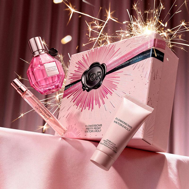 viktor & rolf flower bomb pretty peony set