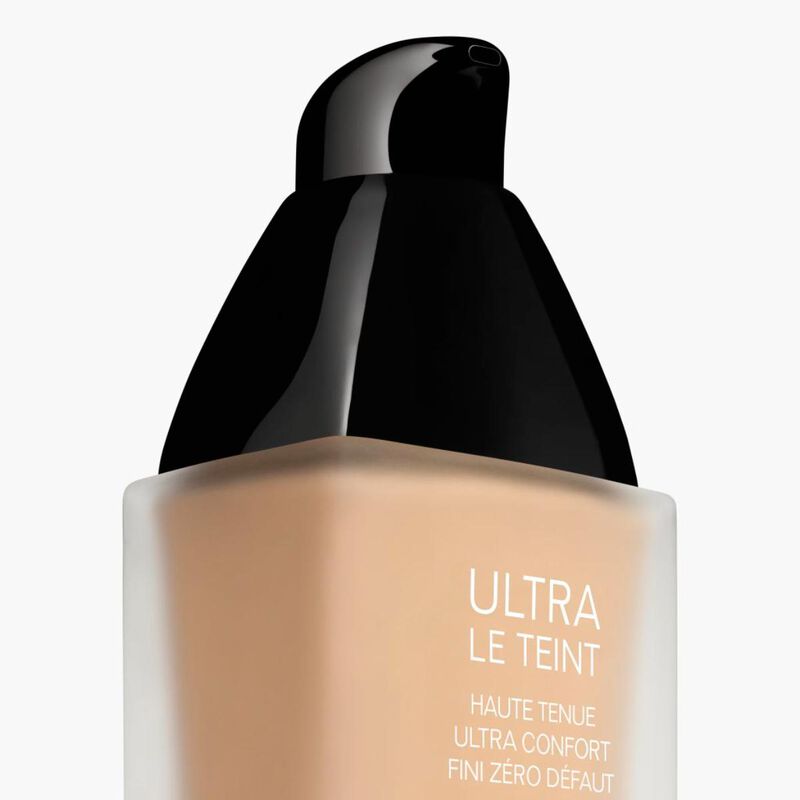 شانيل ultra le teint fluide ultrawear