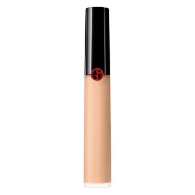 Power Fabric+ Concealer faces power fabric concealer