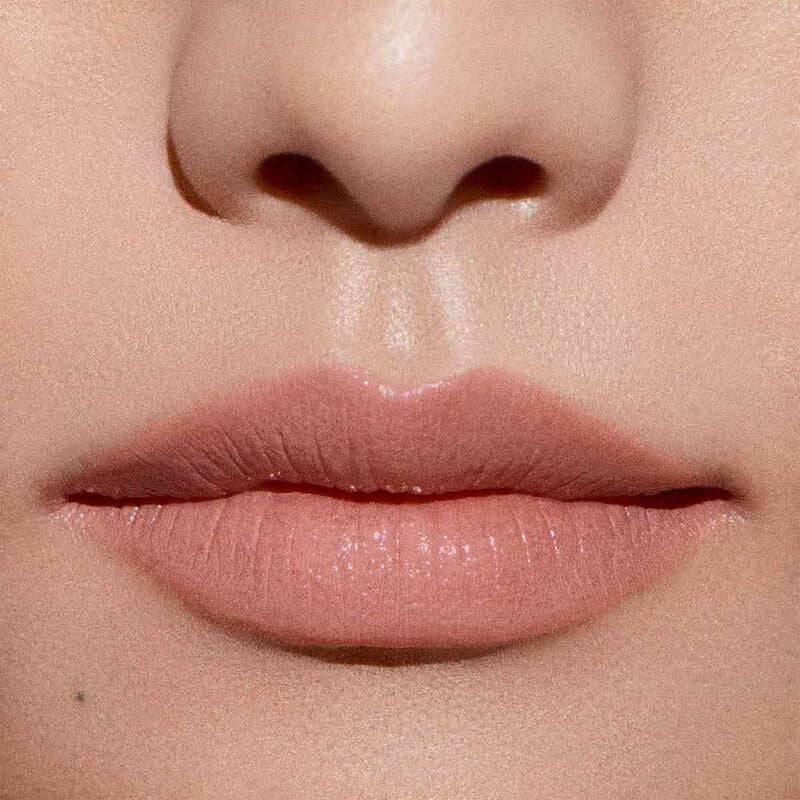 جورجو أرماني لِب باور أحمر شفاه طويل الثبات بألوان مفعمة بالحيوية