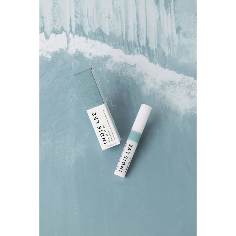 إندي لي قلم بانيش للتخلص من عيوب البشرة