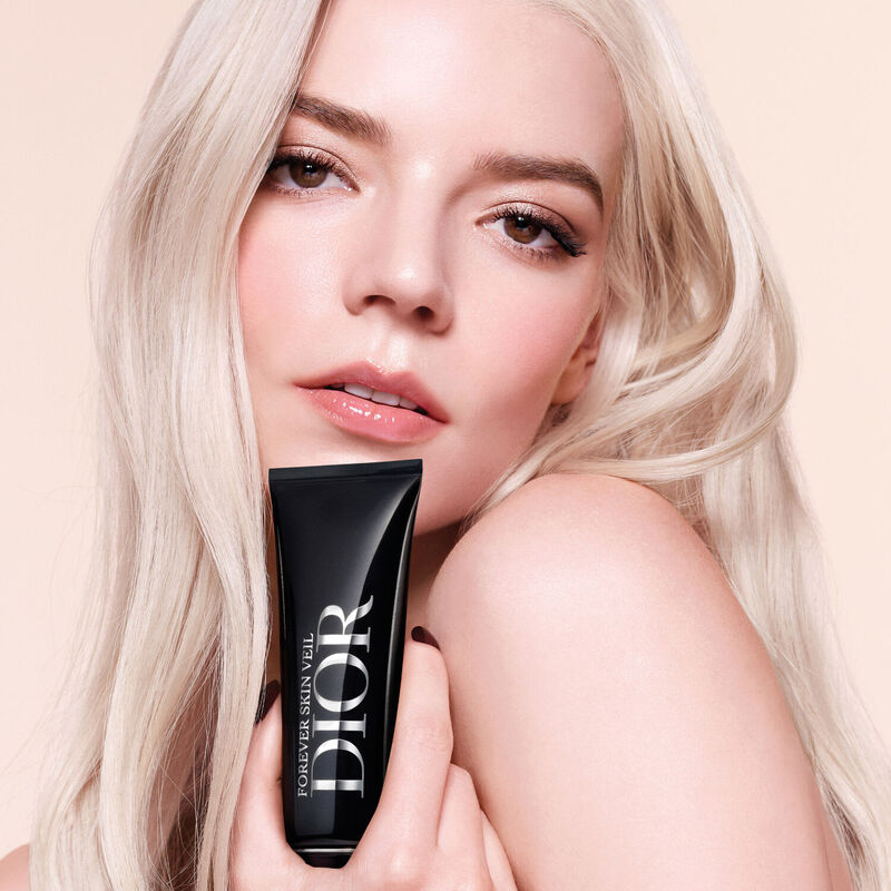 dior forever skin veil  glow finish and 24h hydration, spf 25 pa++