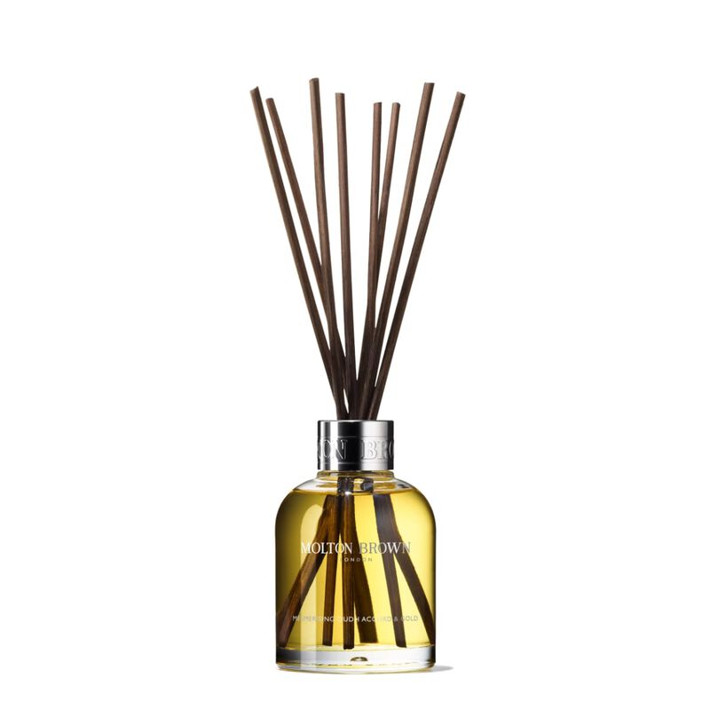 molton brown mesmerising oudh accord & gold aroma
