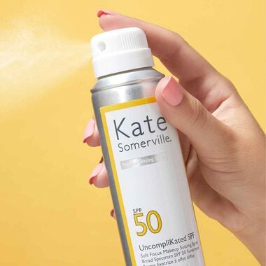 faces uncomplikated setting mist spf55