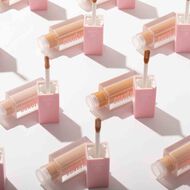 The Multi Magic Concealer faces the multi magic concealer