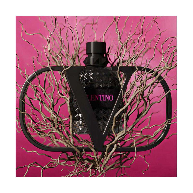 فالنتينو عطر بورن إن روما أومو إكسترا دوز