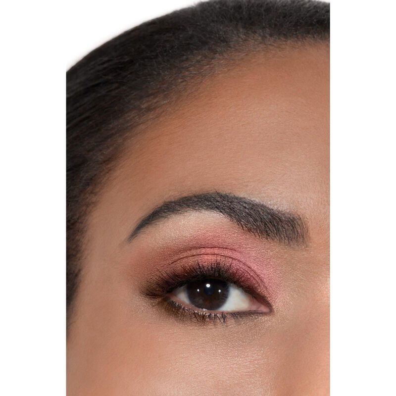 شانيل les 4 ombres boutons بودرة رباعية لتظليل الجفون متعدّدة التأثيرات