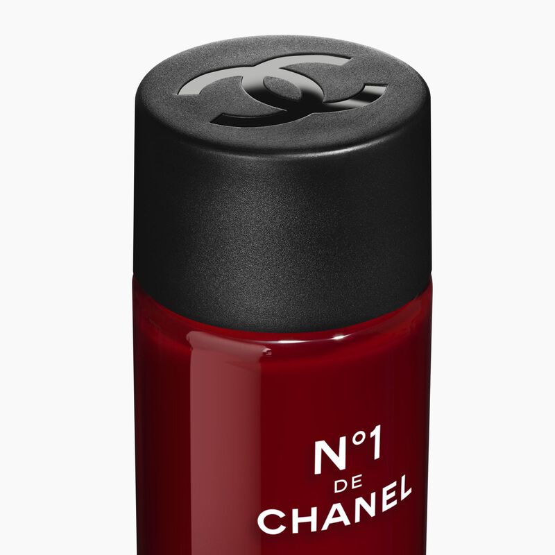 chanel n°1 de chanel revitalizing eye serum refill smooths revives gives eyes a wideawake look