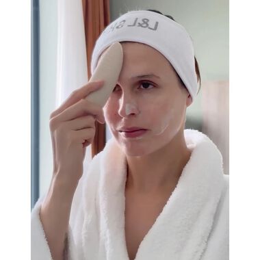 faces emi silicon cleansing brush for face