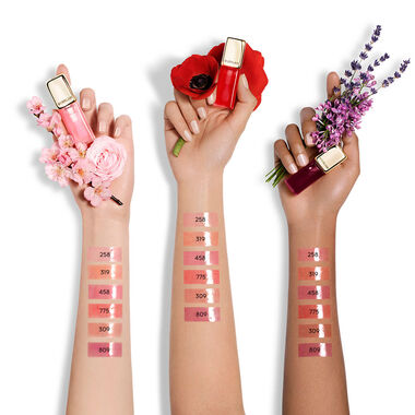 faces kisskiss bee glow oil