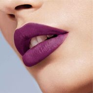 Rouge Artist faces rouge artist