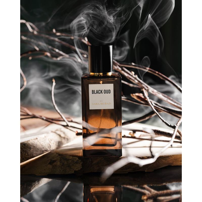 sara murad black oud
