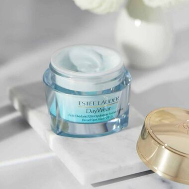 faces daywear anti oxidant 72h hydration sorbet creme spf 15