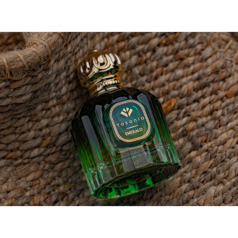 yasania paris emerald