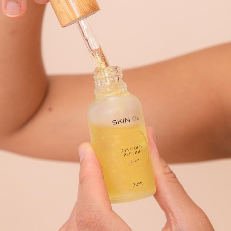 سكين أو تو سيروم ببتيد الذهب عيار 24 قيراط