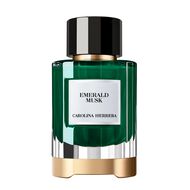 Emerald Musk faces emerald musk