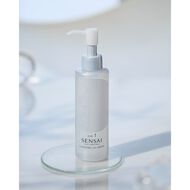 faces silky purifying cleansing gel water