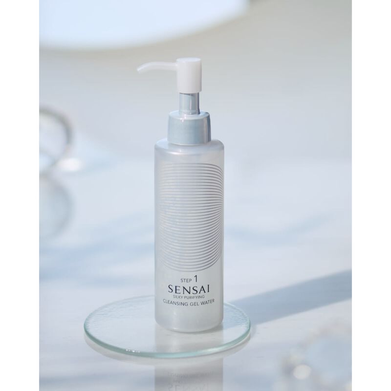 sensai silky purifying cleansing gel water
