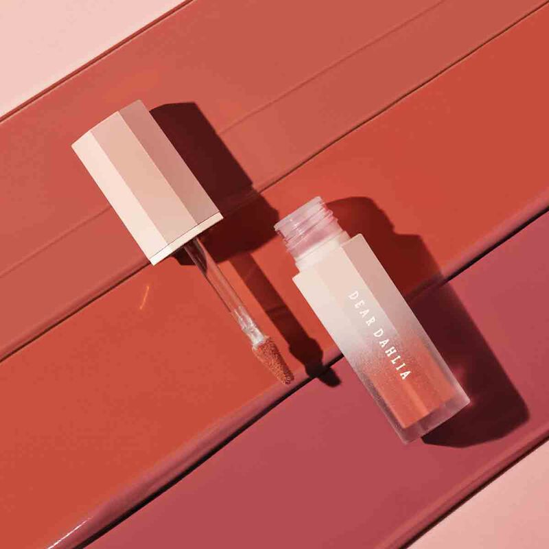 دير داليا أحمر شفاه بلومينغ إديشن بيتال تاتش